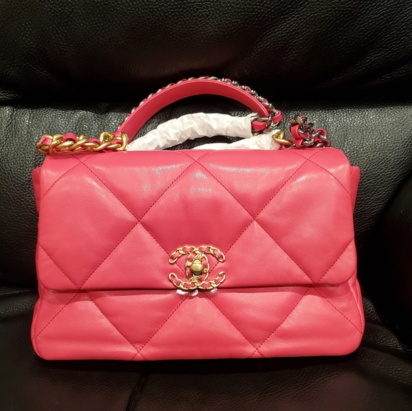 Chanel -- 19 Large Flap Bag - Picture 2 of 16